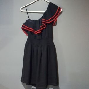 One shoulder dress